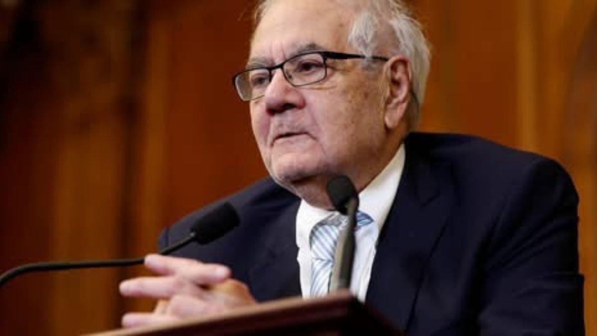 Former U.S. Congressman Barney Frank Dies at 86 After 32 Years in Office