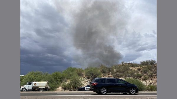 Wickenburg Community Rallies Together After Fire Erupts Near Highway 60