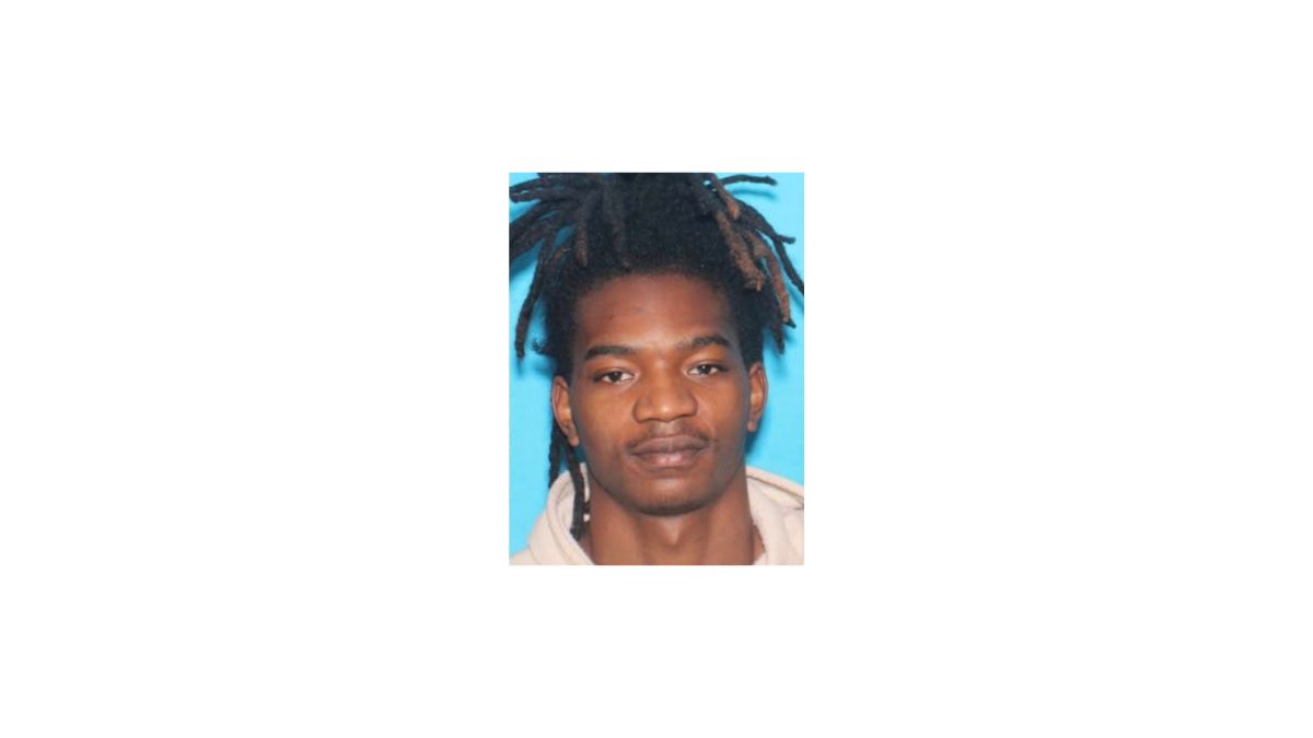 Mississippi Shooting Leaves Deputy Injured, Suspects Wanted