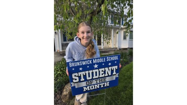Brunswick, Ohio Teen Elise Paine, 14, Dies Suddenly; Theater Community Mourns Loss
