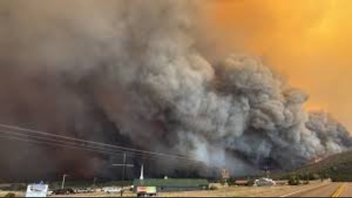 Aspen Acres Fire Forces 2,700 Homes to Evacuate in Southern Colorado