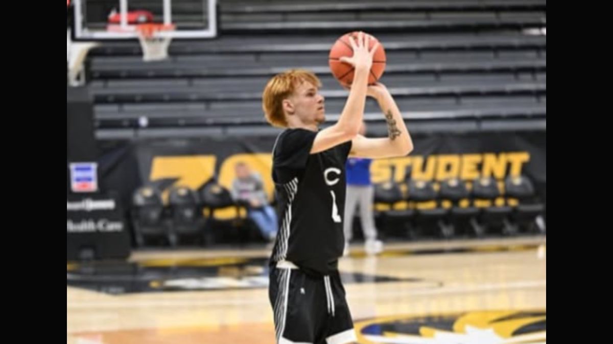 Centralia, MO, Basketball Player Hunter Hull, 17, Dies in Crash, Minister Shares Family’s Message