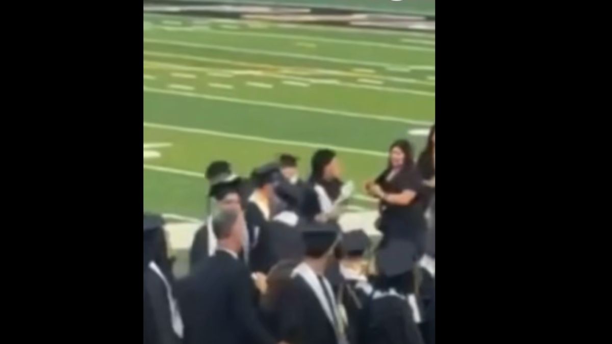Reedley, CA, Fight Erupts at Kings Canyon Unified Graduation, 5 Arrested