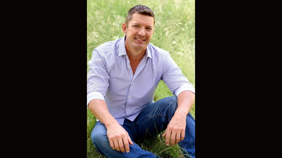 Beloved Austin-Area Vet Dr. Shane Daigle Remembered for Devotion to Animals and Family