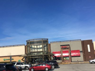 Springfield Town Center in Fairfax County Evacuated After Bomb Threat