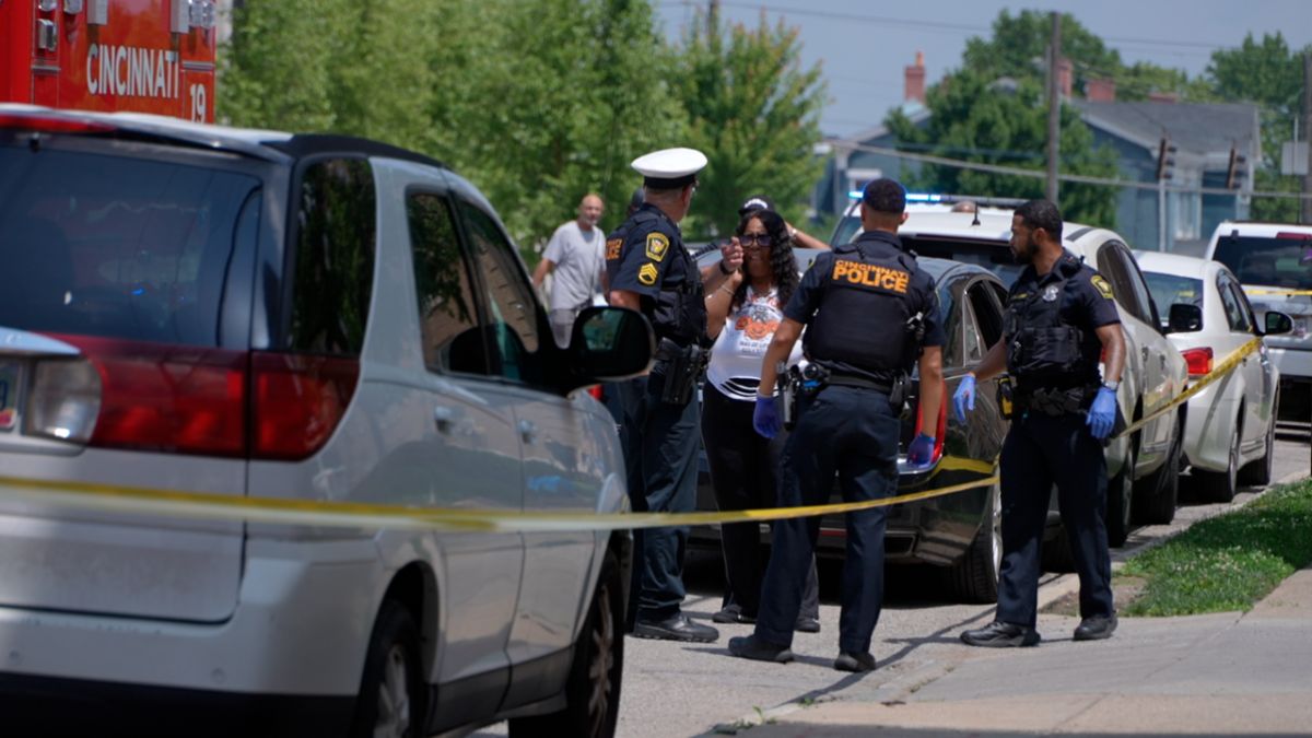 Cincinnati, OH, 47-Year-Old Man Dead After Shooting Outside Walnut Hills Apartment Complex