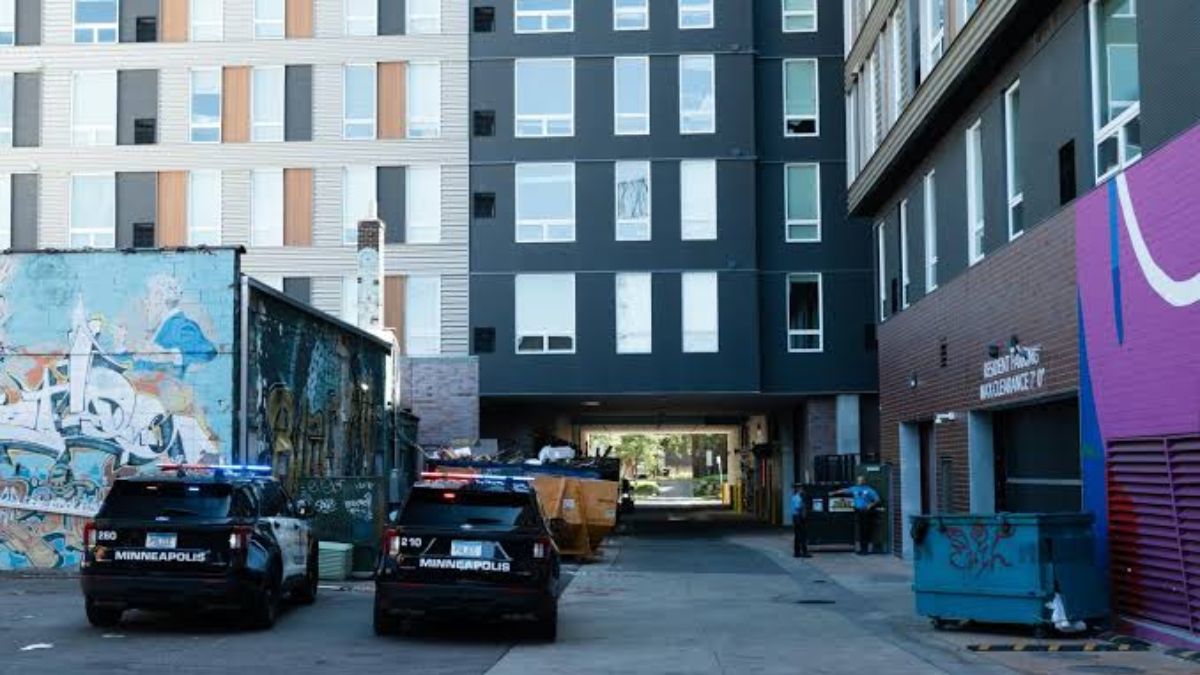 Dinkytown, Minneapolis, Stabbing Near UMN Campus Leaves Victim With Non-Life-Threatening Injuries