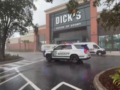 Brandon, FL: 1 Dead Inside Dick’s Fitting Room, 2 Detained After Mall Shooting